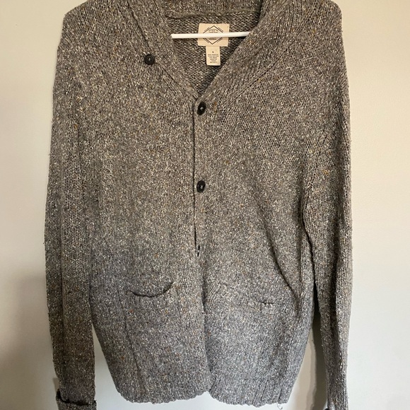 St. John's Bay Other - Men’s St. John’s bay‎ button up grey and tan cardigan size small